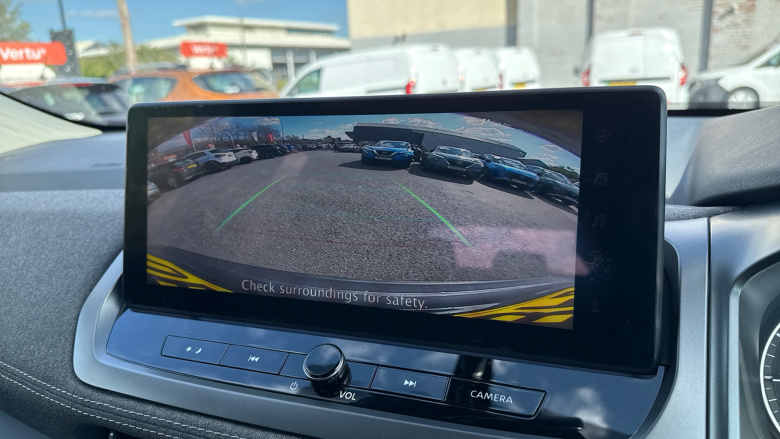 Nissan Qashqai 1.3 DiG-T MH 158 Acenta Premium 5dr Xtronic Petrol Hatchback